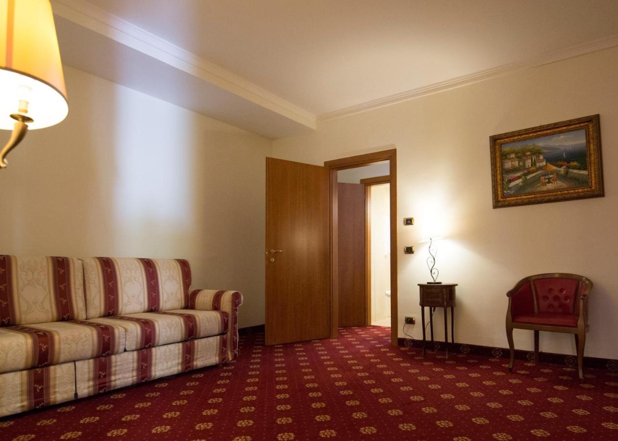 Parco Dei Principi Hotel Roccella Ionica Exteriér fotografie
