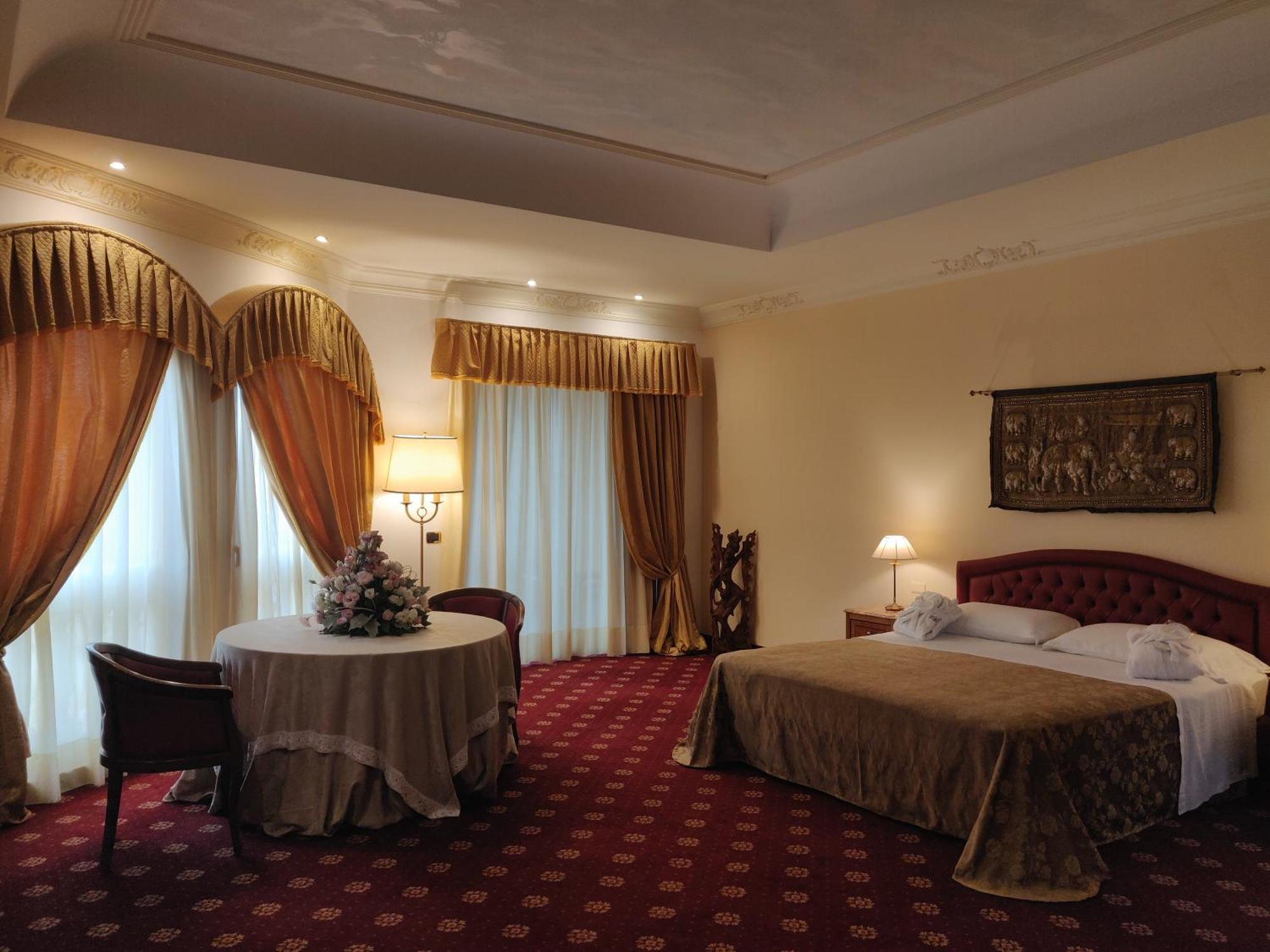 Parco Dei Principi Hotel Roccella Ionica Exteriér fotografie