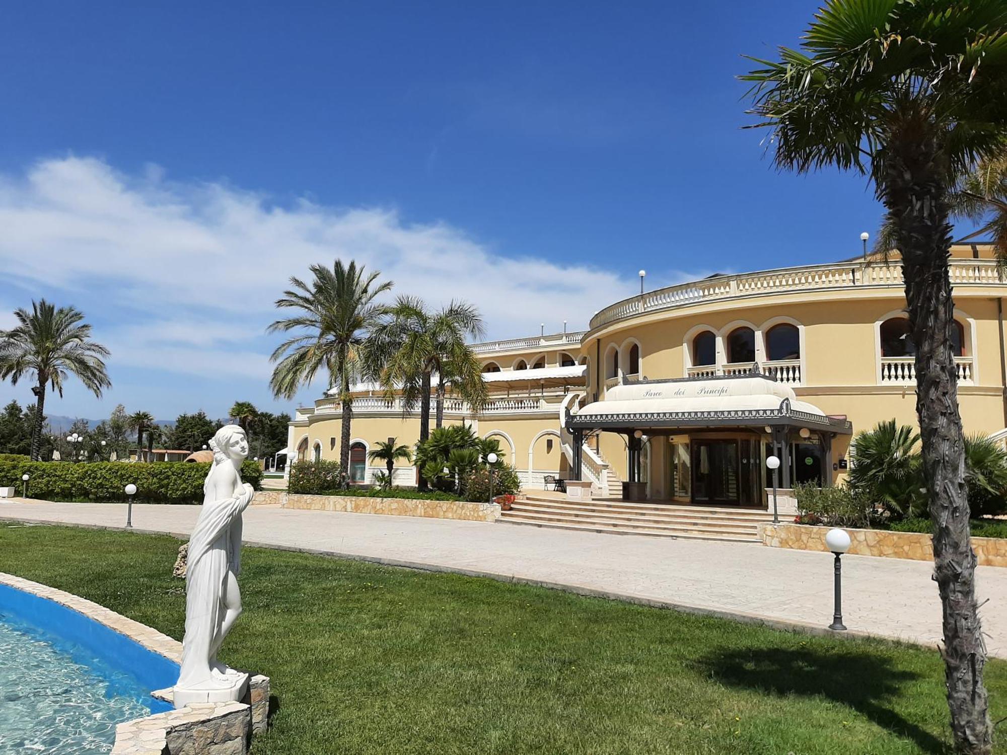 Parco Dei Principi Hotel Roccella Ionica Exteriér fotografie