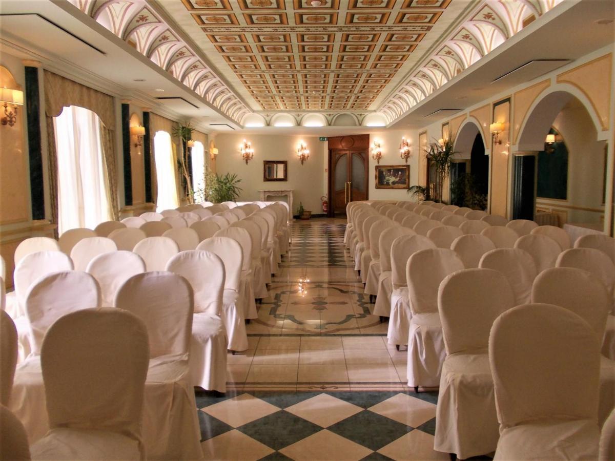 Parco Dei Principi Hotel Roccella Ionica Exteriér fotografie